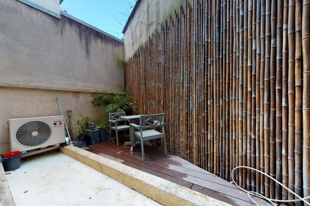 Superbe Loft Avec Patio - Tour Eiffel Apartment Paris Bagian luar foto