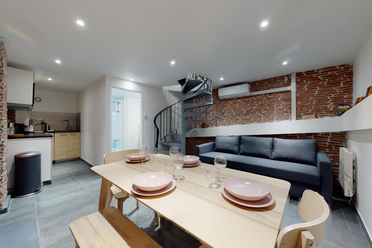 Superbe Loft Avec Patio - Tour Eiffel Apartment Paris Bagian luar foto